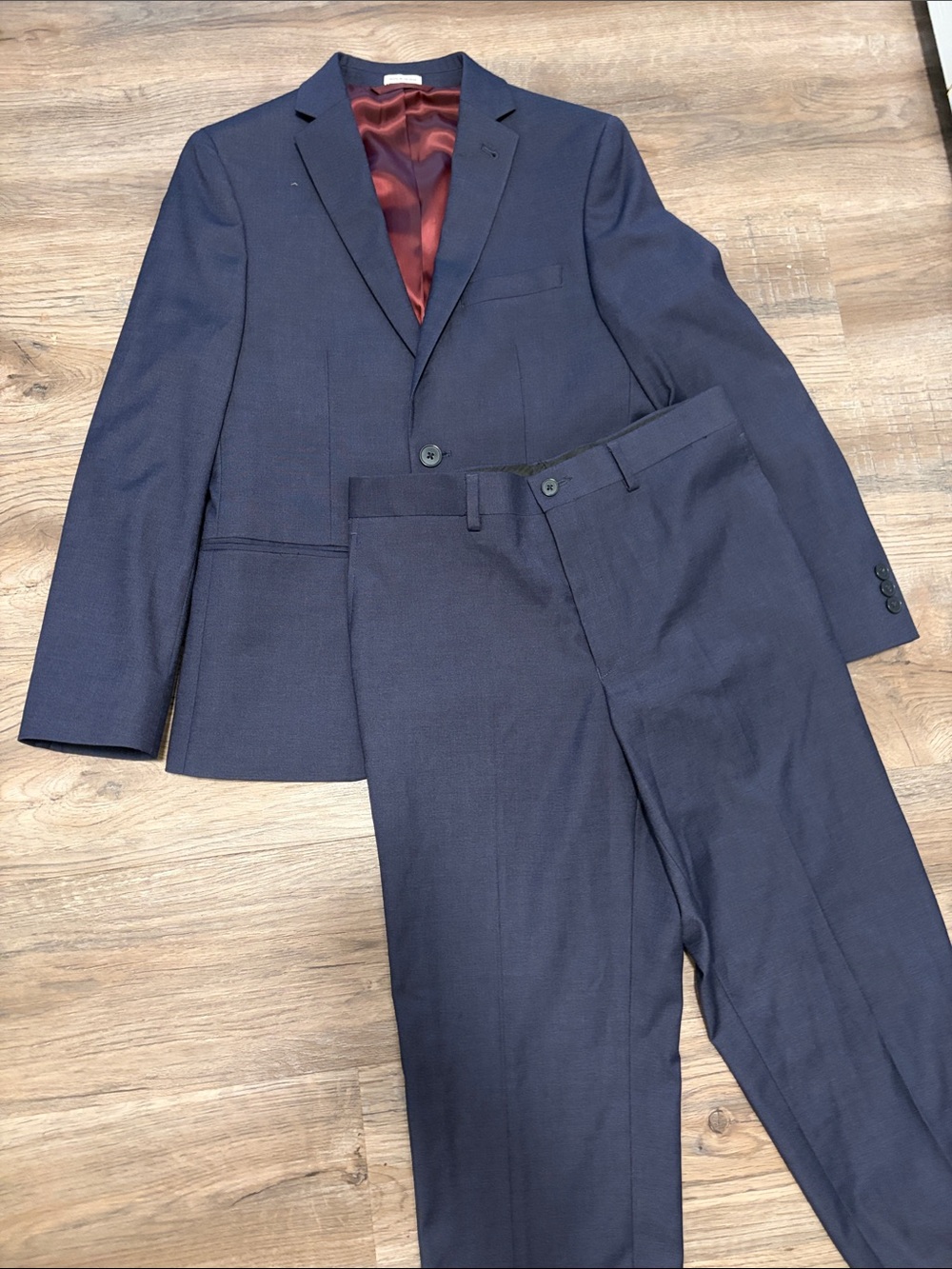 Joseph Abboud Navy Boys' Suit size 14/16